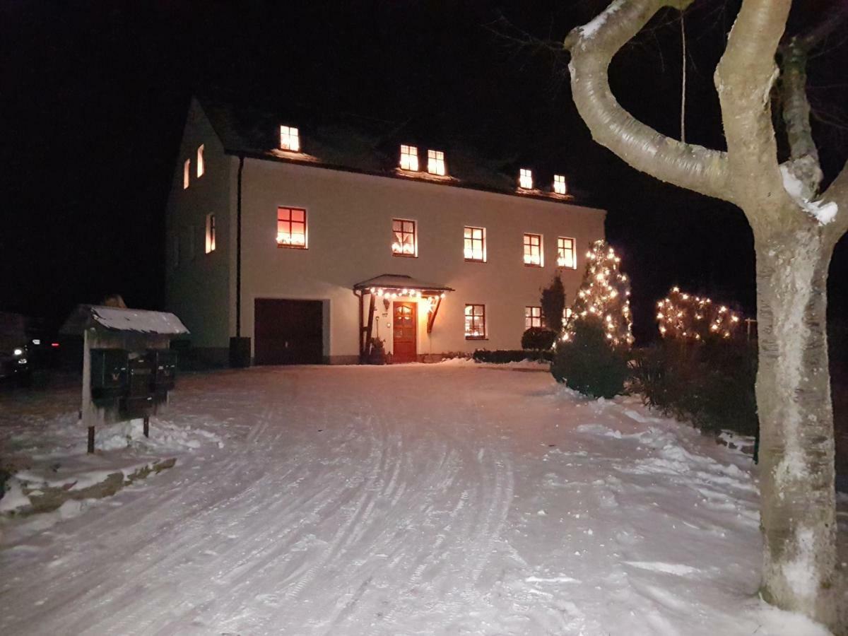 Strasse Des Friedens Lejlighed Hilmersdorf Eksteriør billede